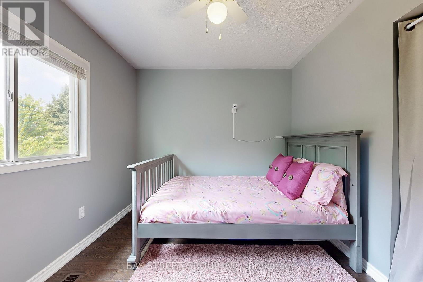 Photo 17 of 16 Bates Court, Barrie ON