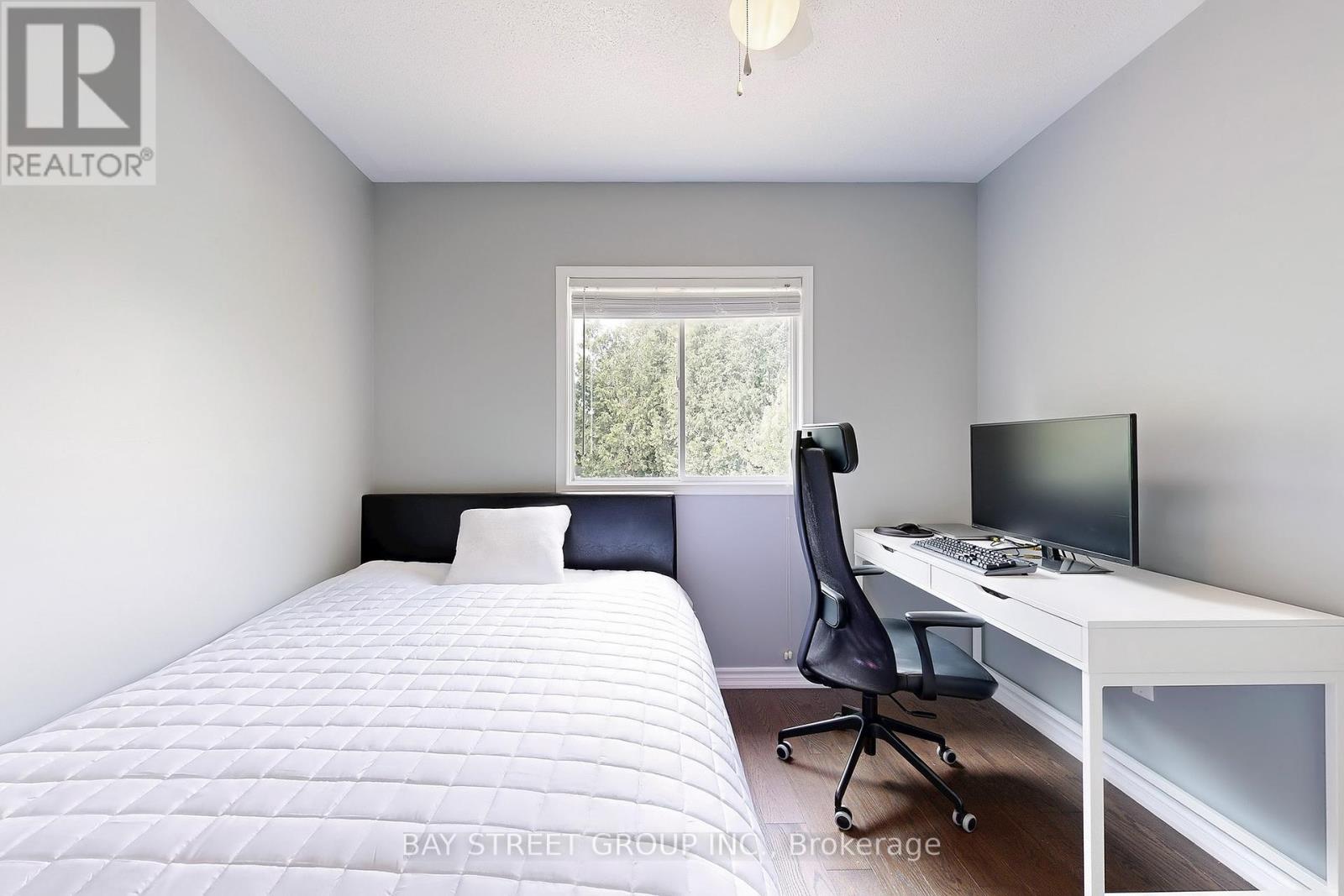 Photo 24 of 16 Bates Court, Barrie ON