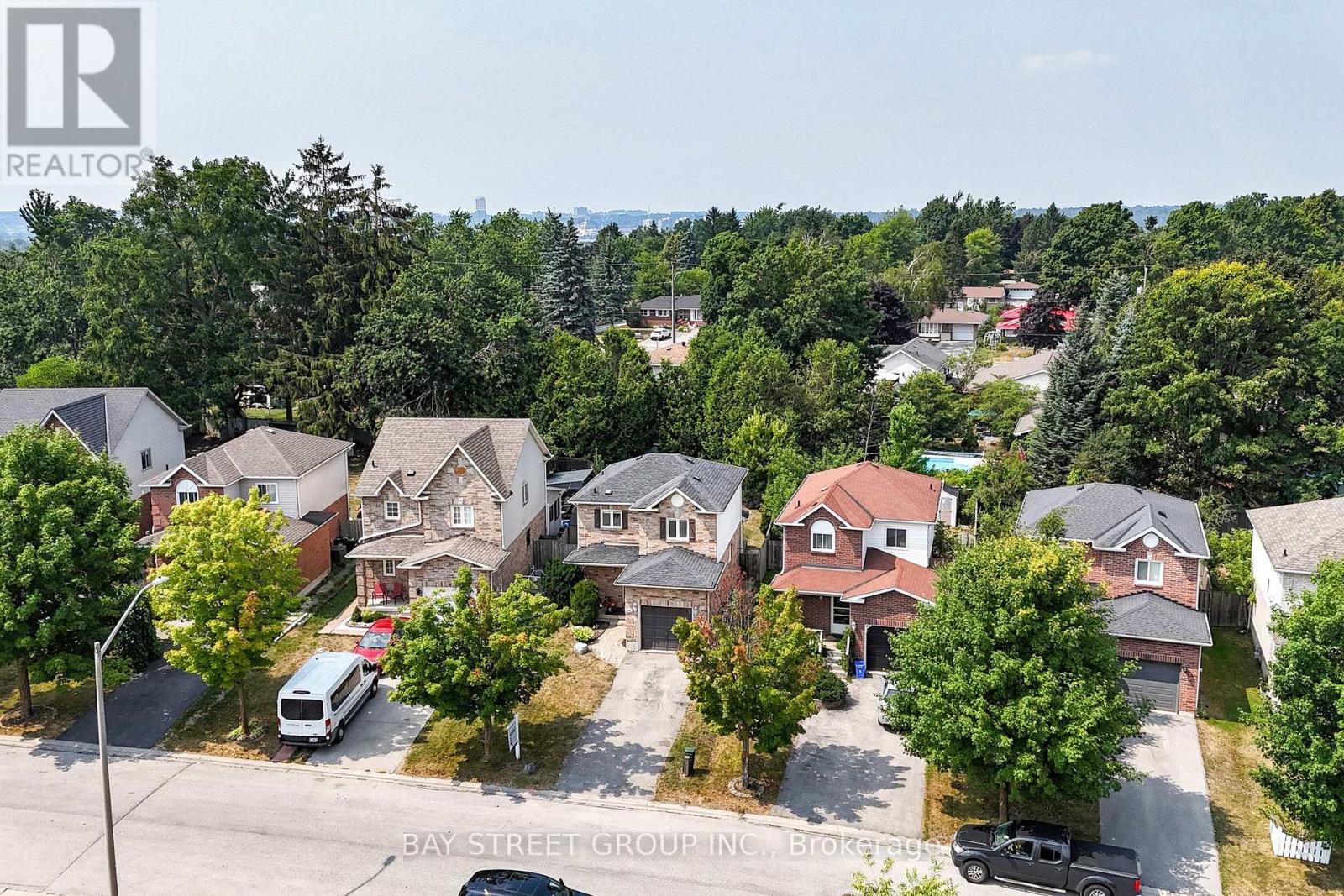 Photo 44 of 16 Bates Court, Barrie ON