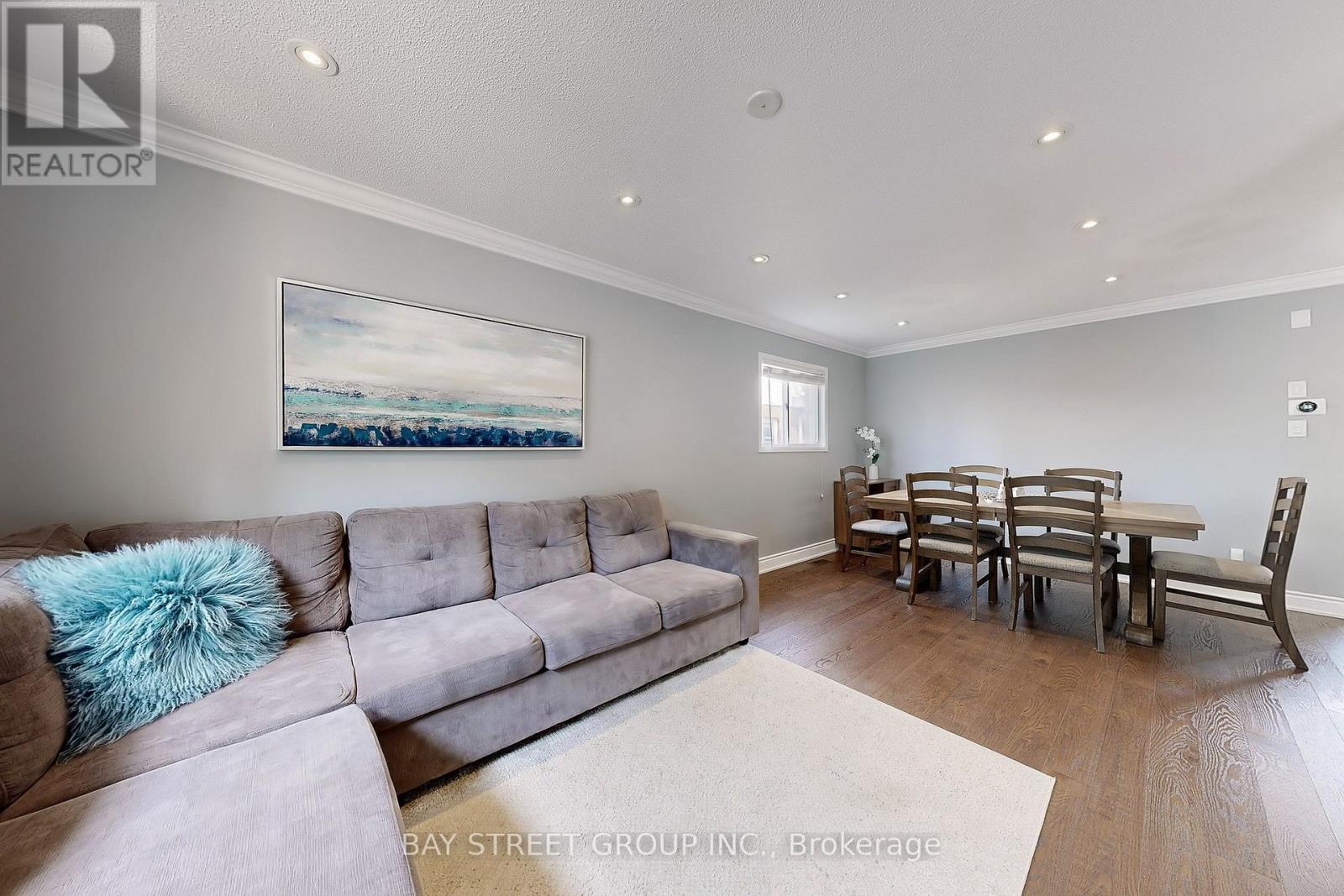 Photo 9 of 16 Bates Court, Barrie ON