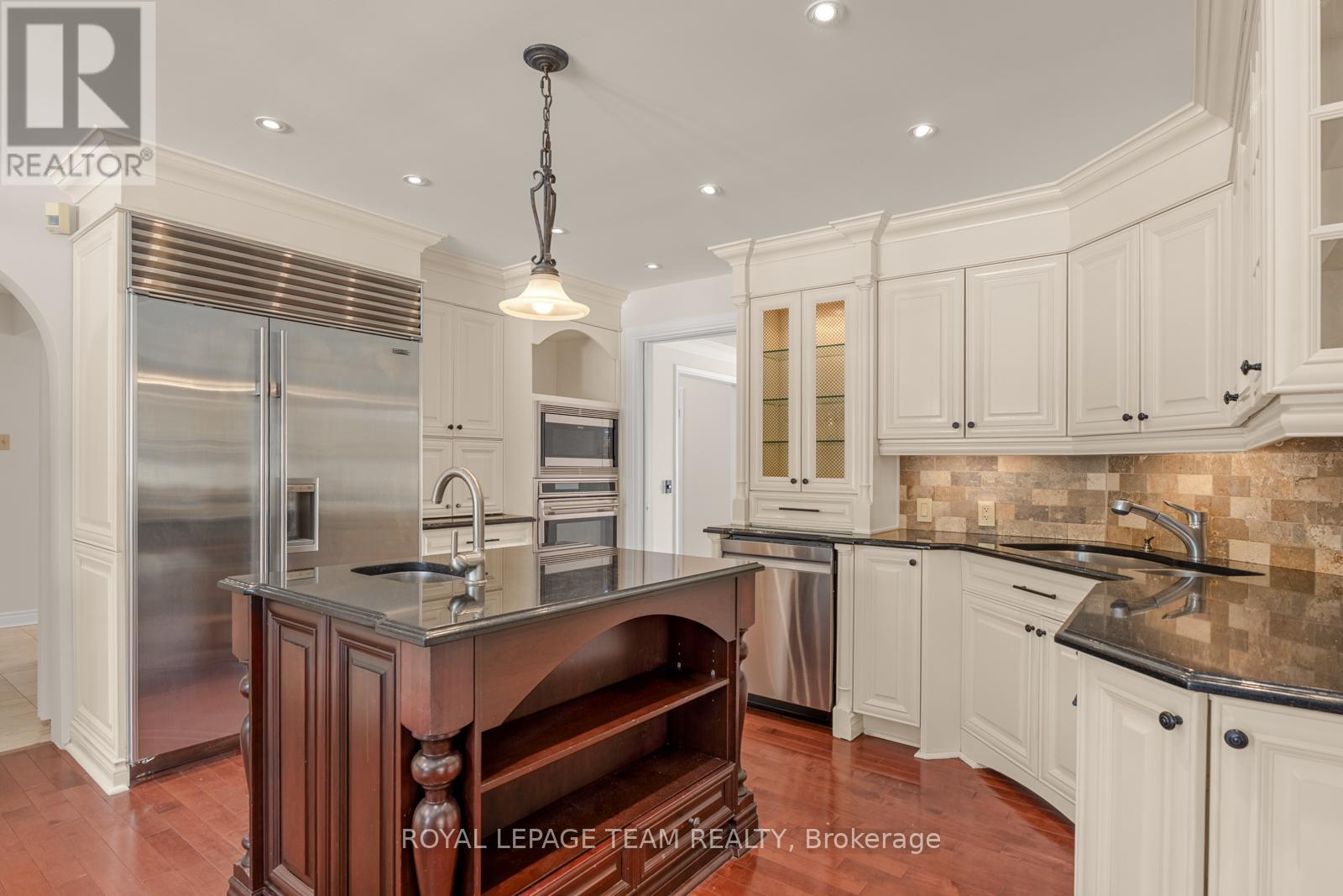 Photo 30 of 48 Cedarhill Drive, Ottawa ON