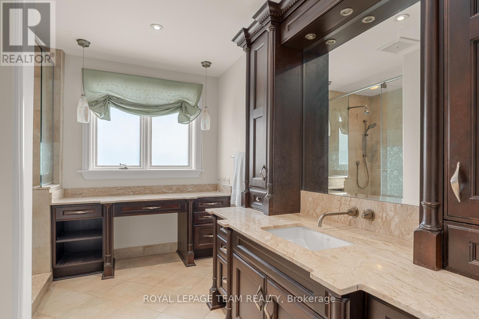 Photo 15 of 48 Cedarhill Drive, Ottawa ON