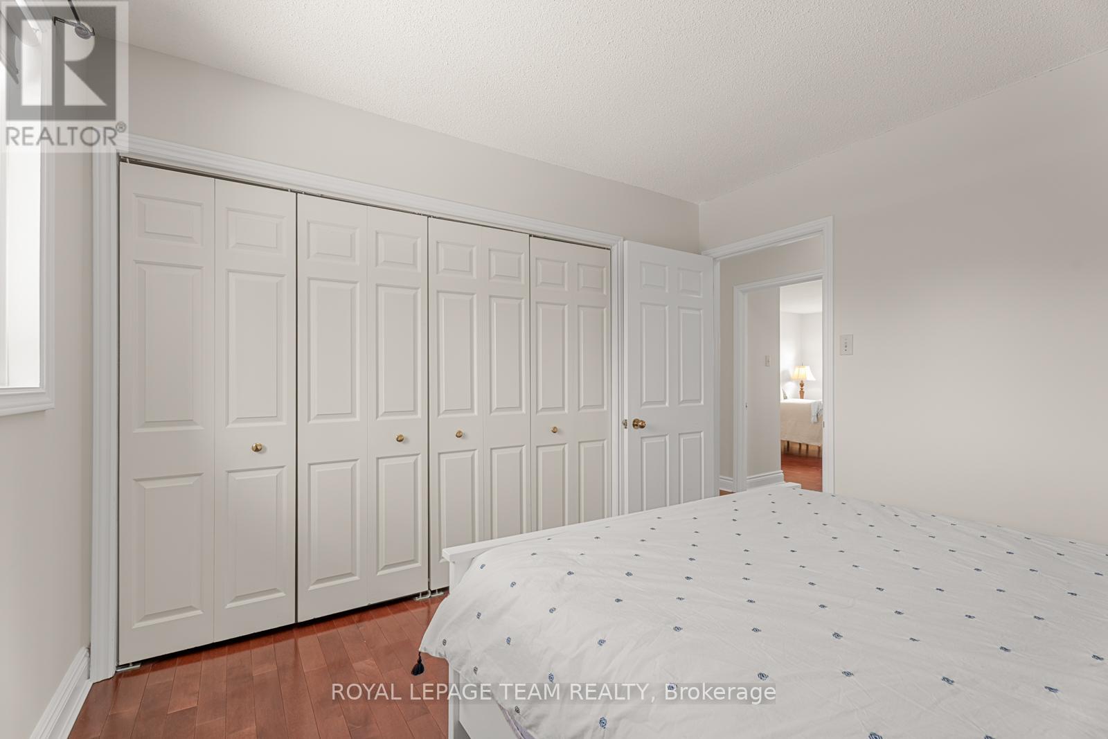 Photo 11 of 48 Cedarhill Drive, Ottawa ON