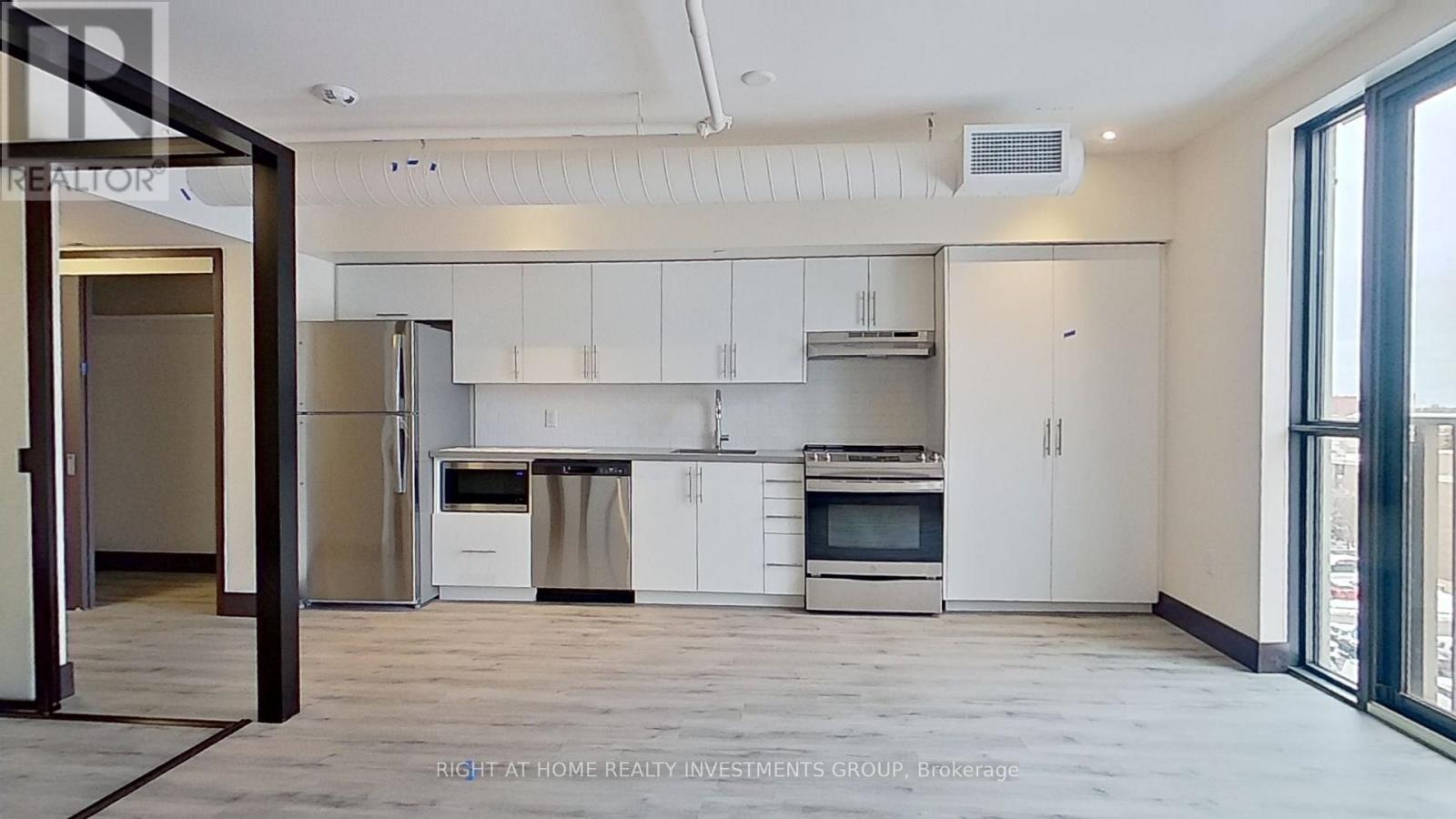 Photo 18 of 506 121 King Street E, Hamilton ON