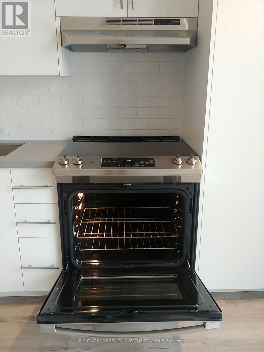 Photo 8 of 506 121 King Street E, Hamilton ON