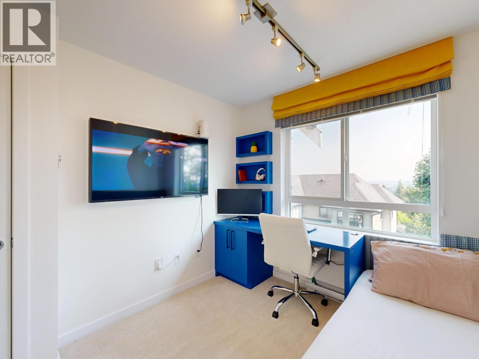 Photo 10 of 1 3500 Burke Village Promenade, Coquitlam BC