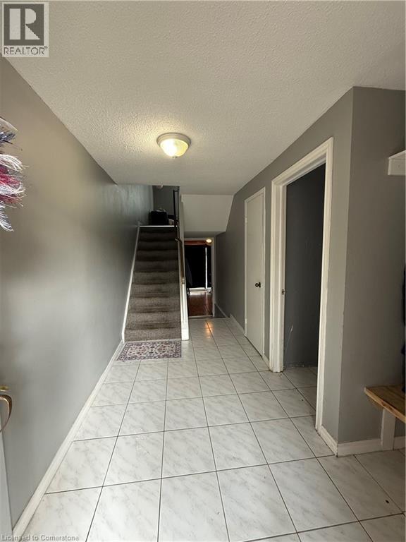 Photo 4 of 1250 Limeridge Road E Unit 11, Hamilton ON