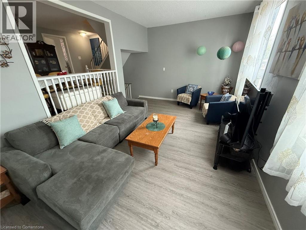 Photo 6 of 1250 Limeridge Road E Unit 11, Hamilton ON