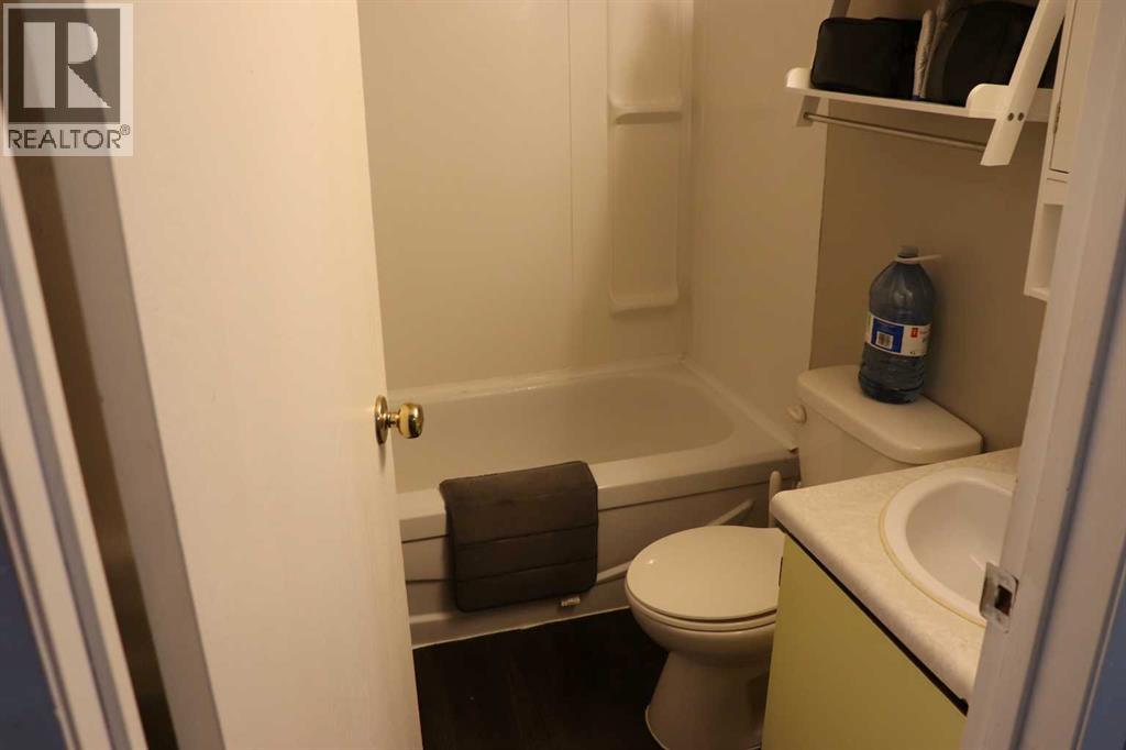 #103 1221A WESTHAVEN DRIVE - 8