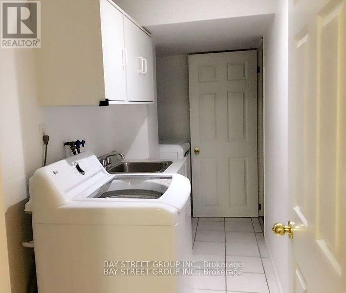 Photo 8 of Bsmt 1720 Village View Place, Mississauga ON