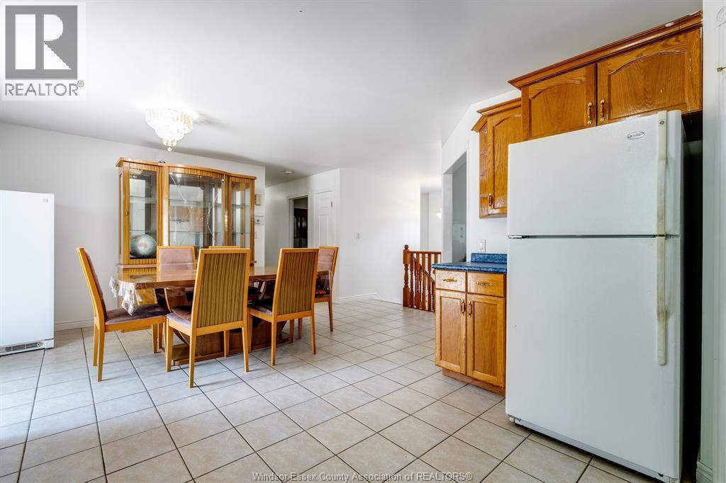 Photo 6 of 166 Sturgeon Meadows, Leamington ON