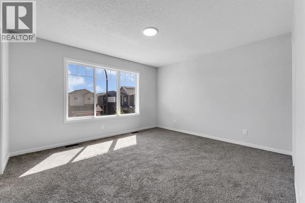 Single Family House for Sale in  Edith Road NW Glacier Ridge Calgary 