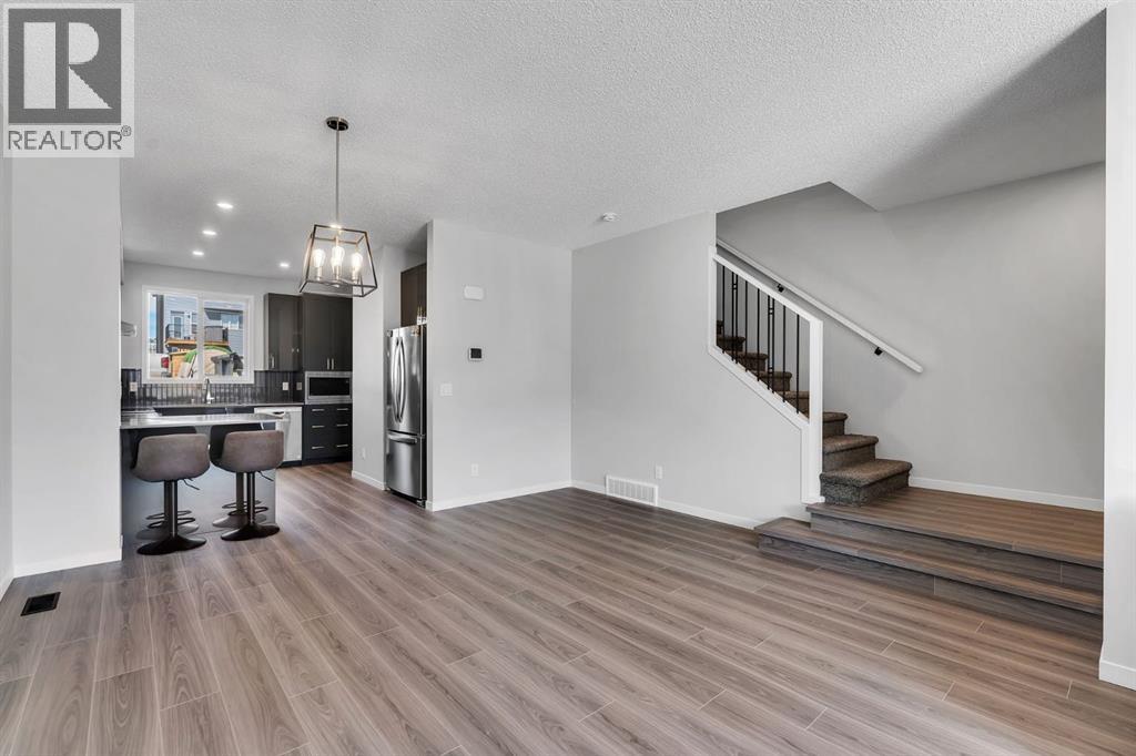 Single Family House for Sale in  Edith Road NW Glacier Ridge Calgary 