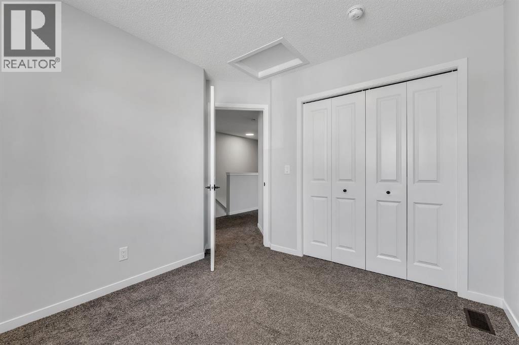 Single Family House for Sale in  Edith Road NW Glacier Ridge Calgary 