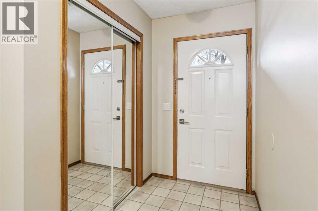 Single Family House for Sale in  Anderson Grove SW Cedarbrae Calgary 