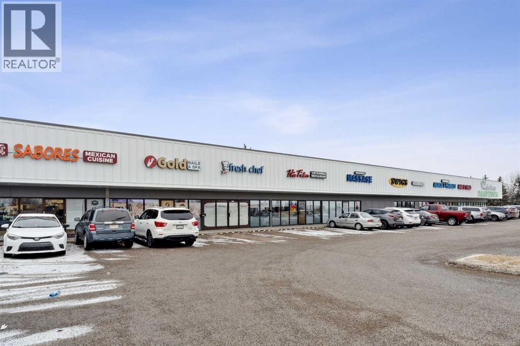 Single Family House for Sale in  Anderson Grove SW Cedarbrae Calgary 