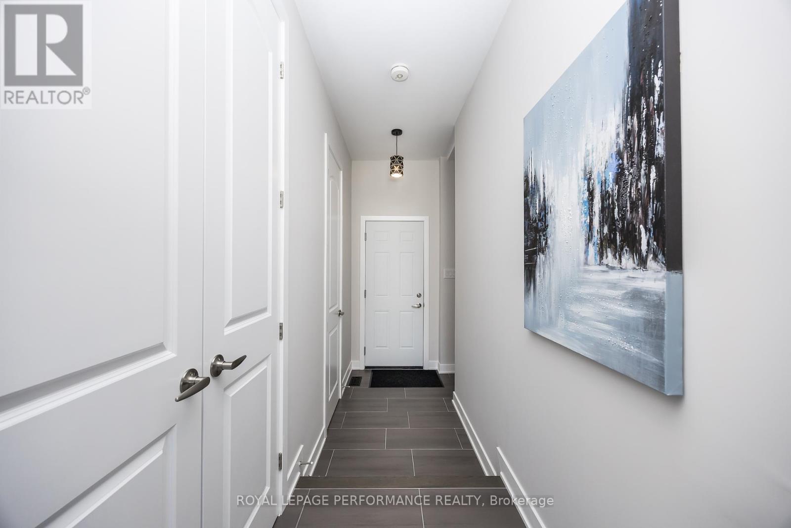 Photo 12 of 816 Bascule Place, Ottawa ON