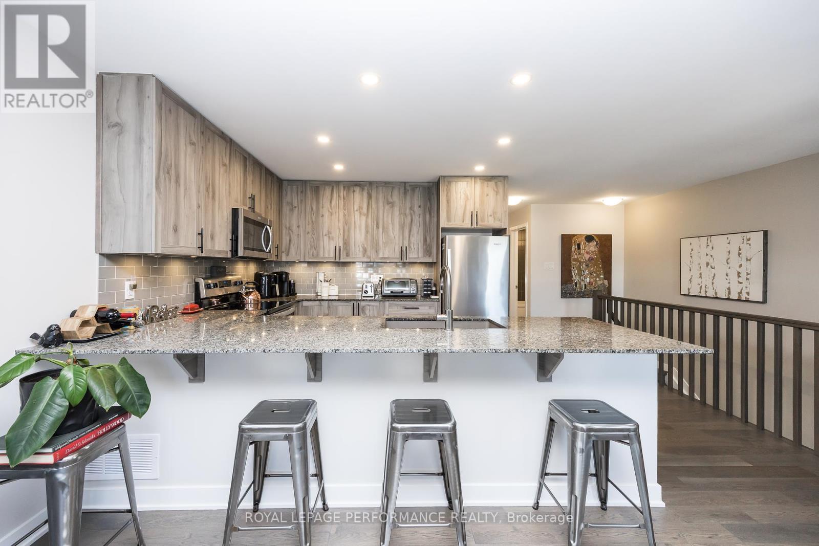 Photo 18 of 816 Bascule Place, Ottawa ON