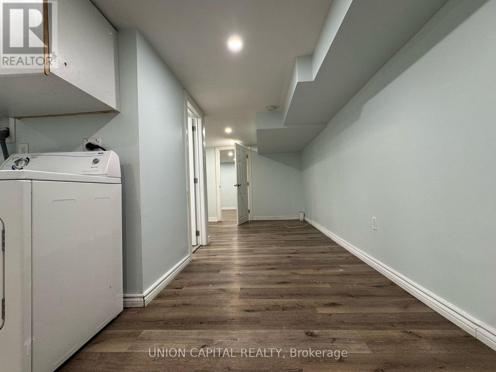 Photo 6 of Lower 96 Hiawatha Road, Toronto ON