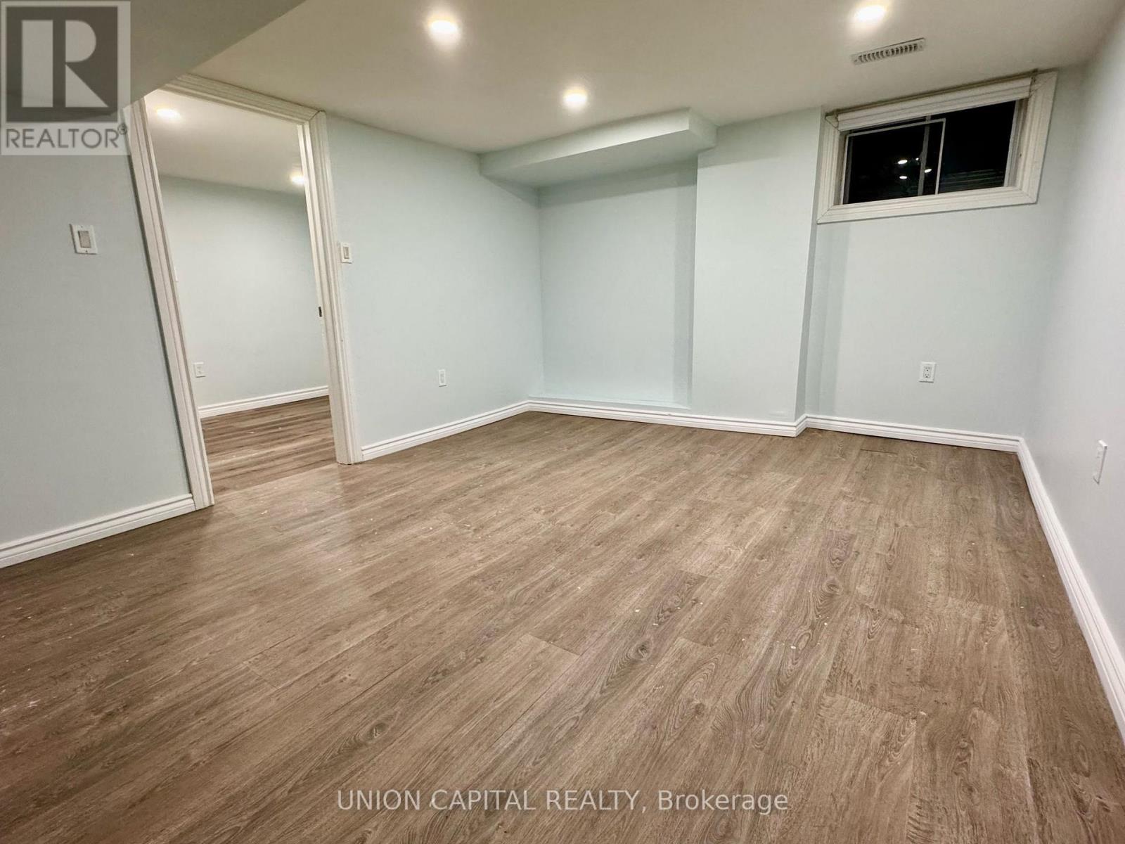 Photo 7 of Lower 96 Hiawatha Road, Toronto ON