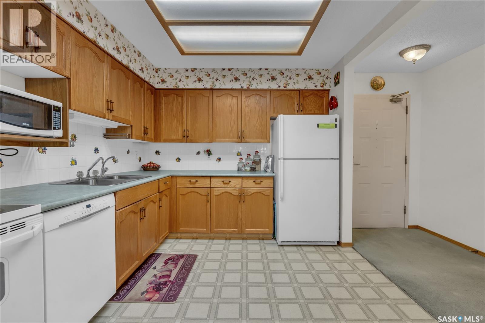 Photo 6 of 117 960 Assiniboine Avenue E, Regina SK