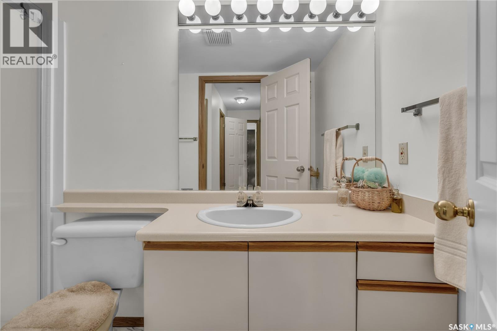 Photo 23 of 117 960 Assiniboine Avenue E, Regina SK