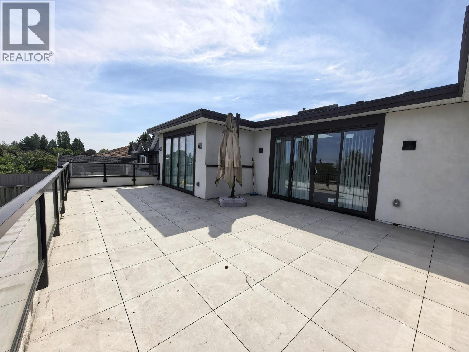 Photo 3 of 4646 48 B Street, Delta BC