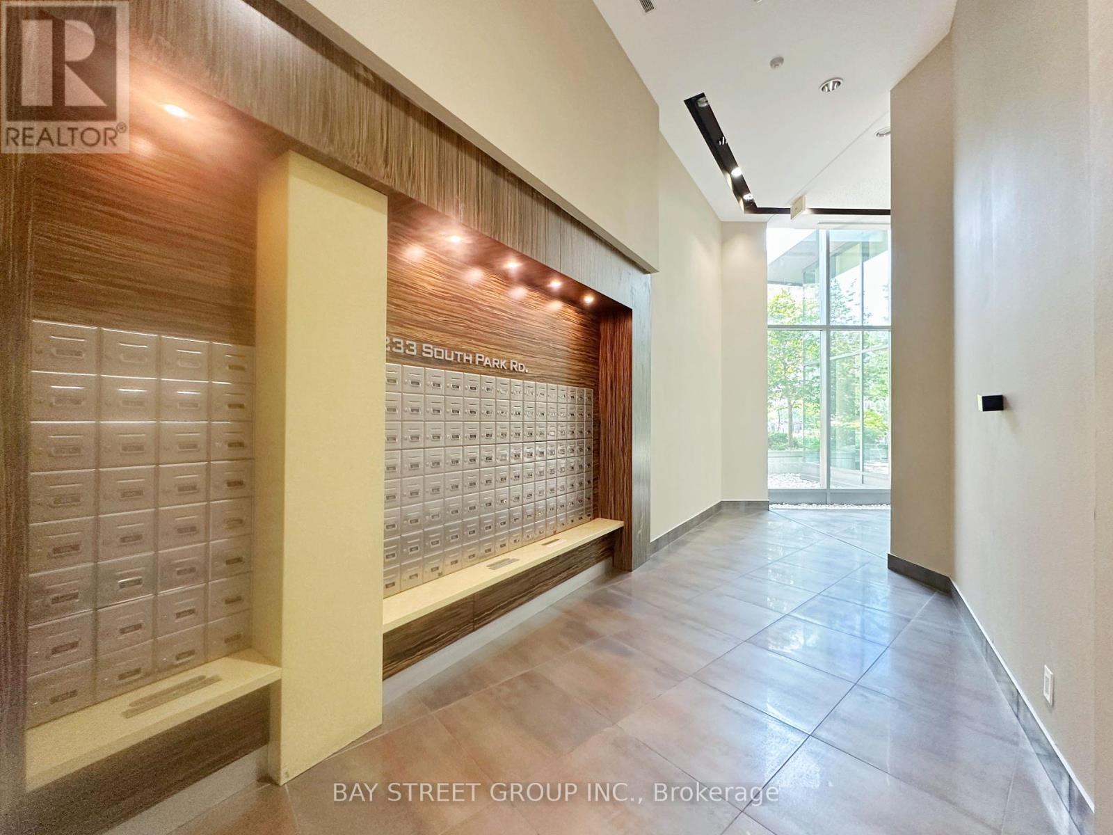 Photo 25 of 207 233 South Park Road, Markham ON