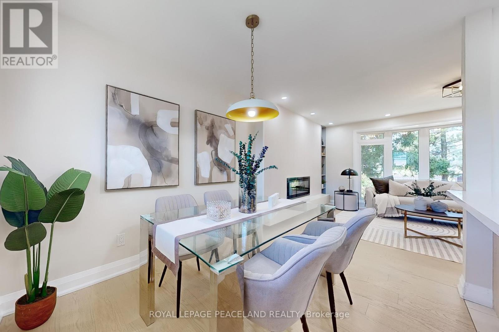 Photo 5 of 1223 Redbank Crescent, Oakville ON