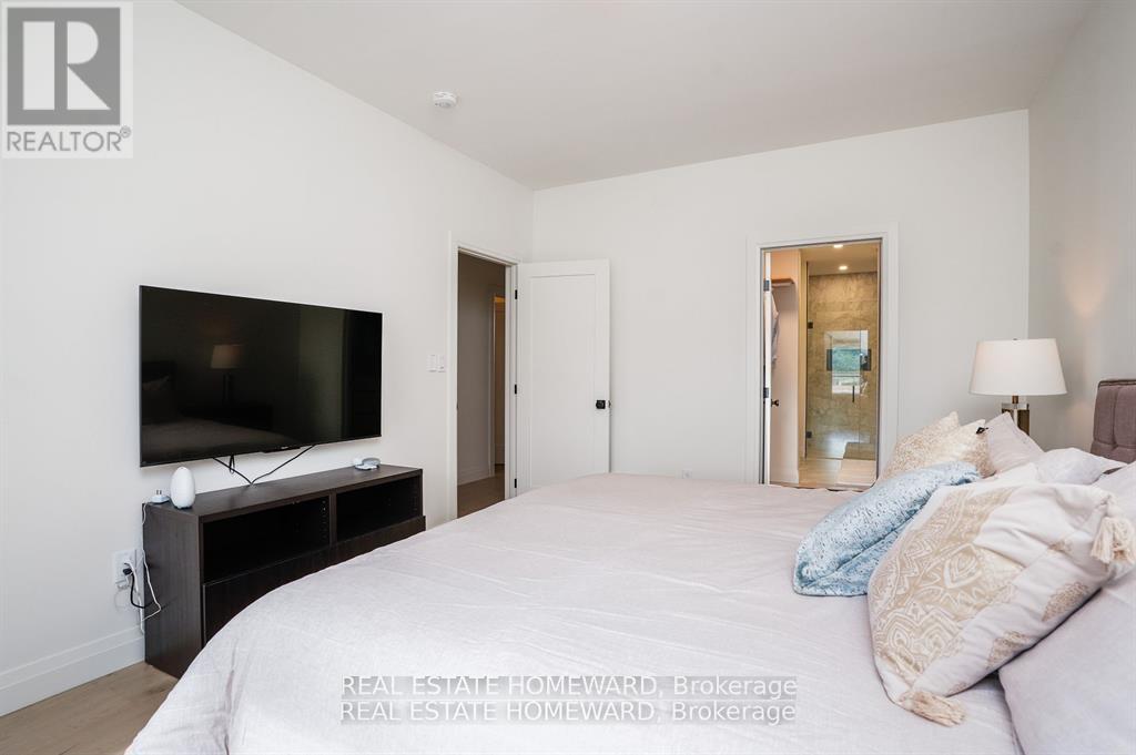 Photo 14 of 104 Lametti Drive, Pelham ON