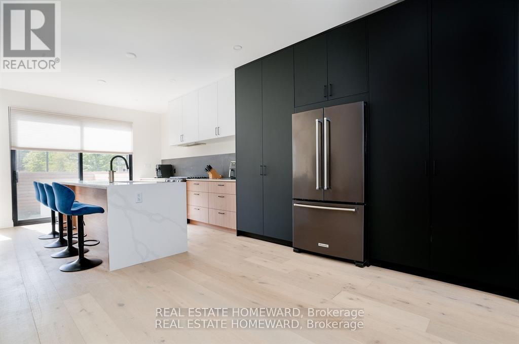 Photo 9 of 104 Lametti Drive, Pelham ON