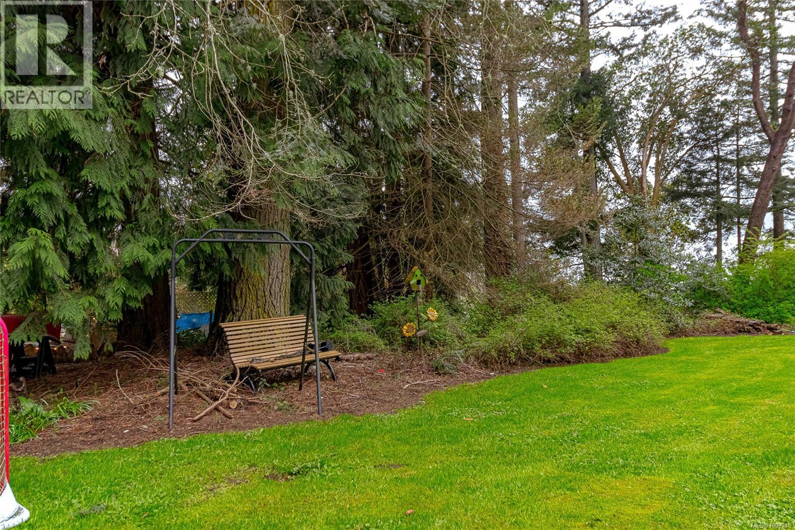 Photo 56 of 5182 Santa Clara Ave, Saanich BC