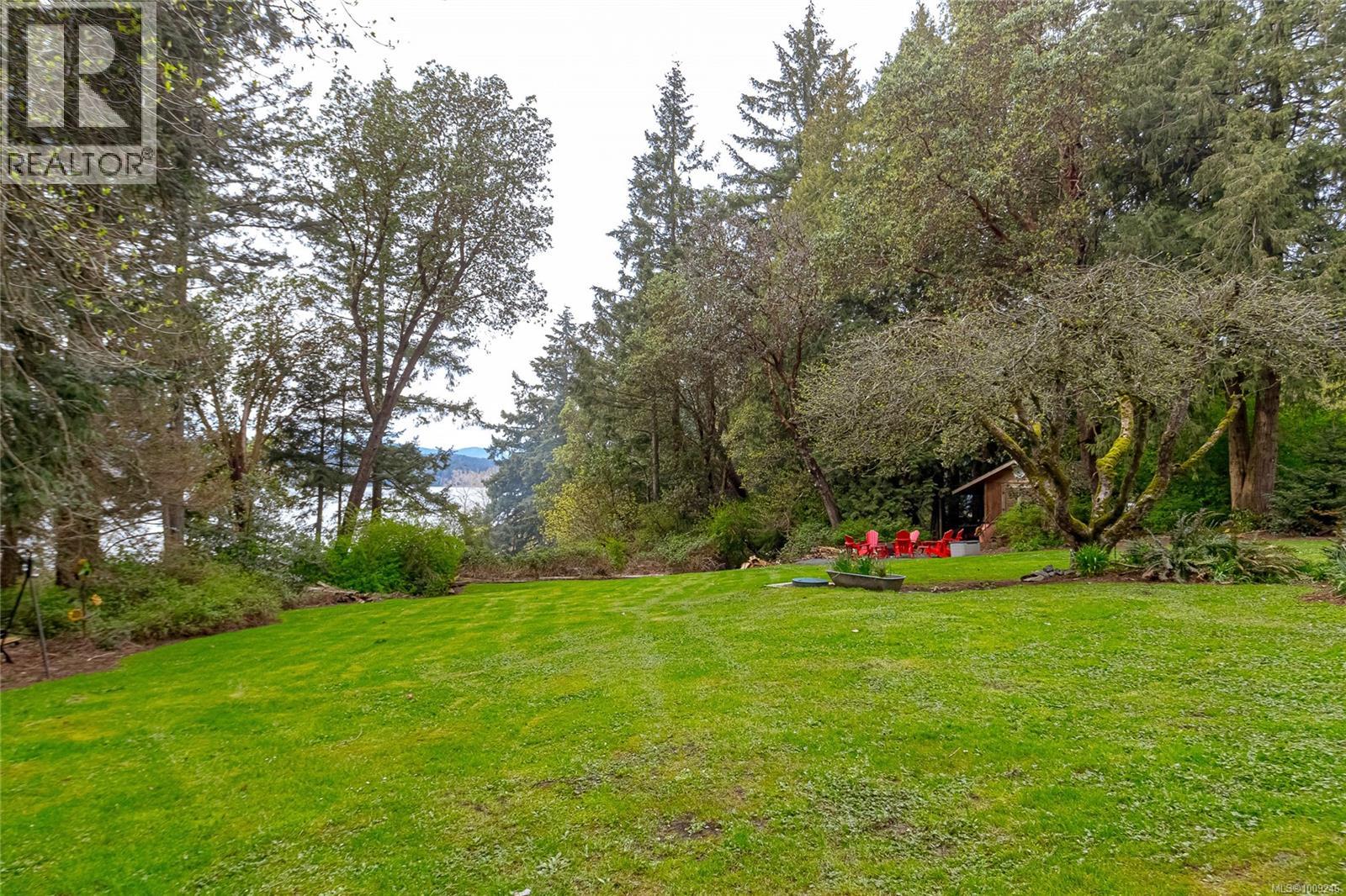 Photo 37 of 5182 Santa Clara Ave, Saanich BC