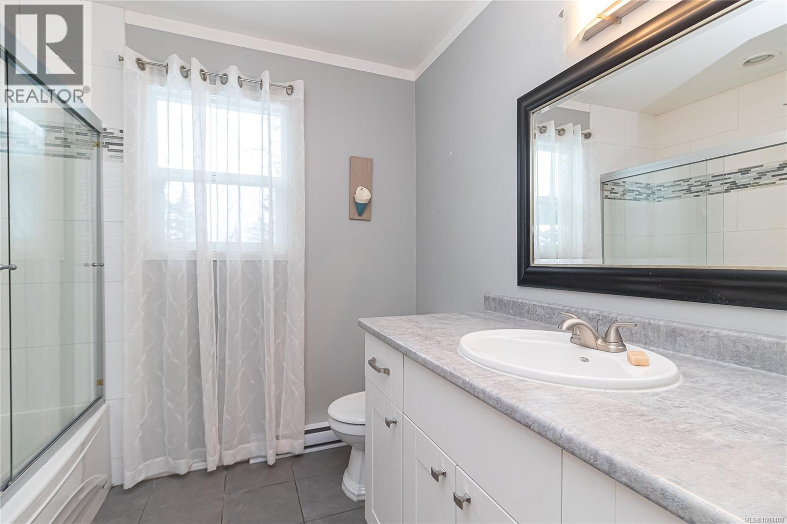 Photo 6 of 711 Bexhill Rd, Colwood BC