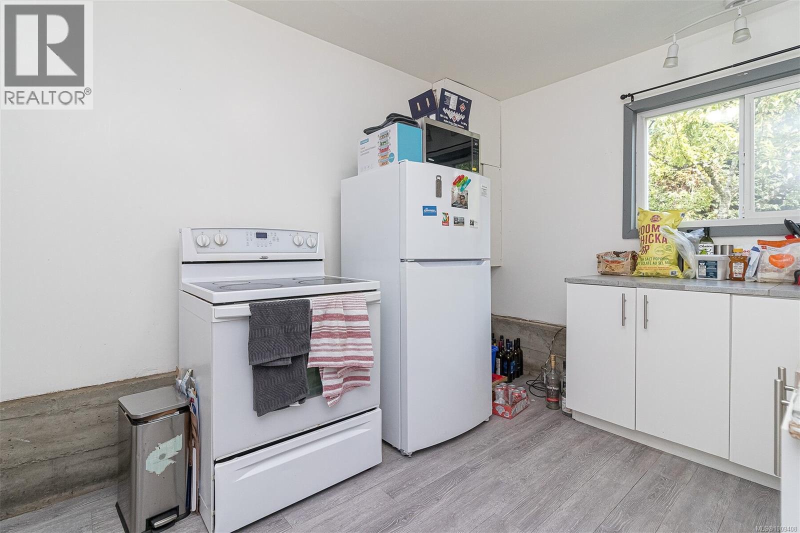 Photo 41 of 711 Bexhill Rd, Colwood BC