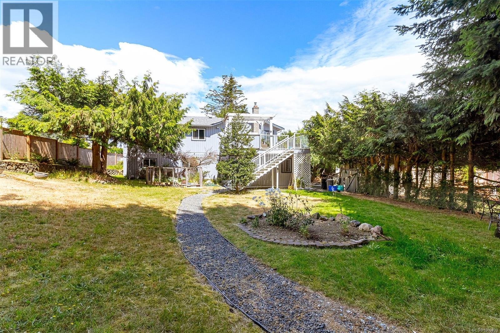 Photo 16 of 711 Bexhill Rd, Colwood BC