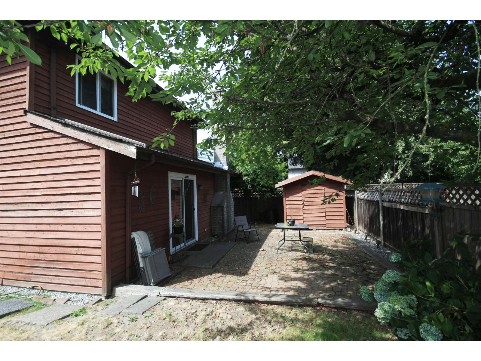 Photo 2 of 7342 128 B Street, Surrey BC