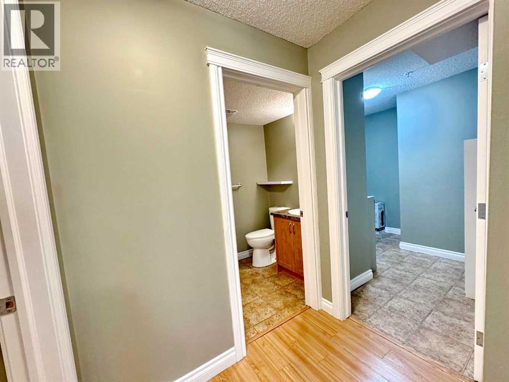 Photo 26 of 2126 700 Willowbrook Road Nw, Airdrie AB