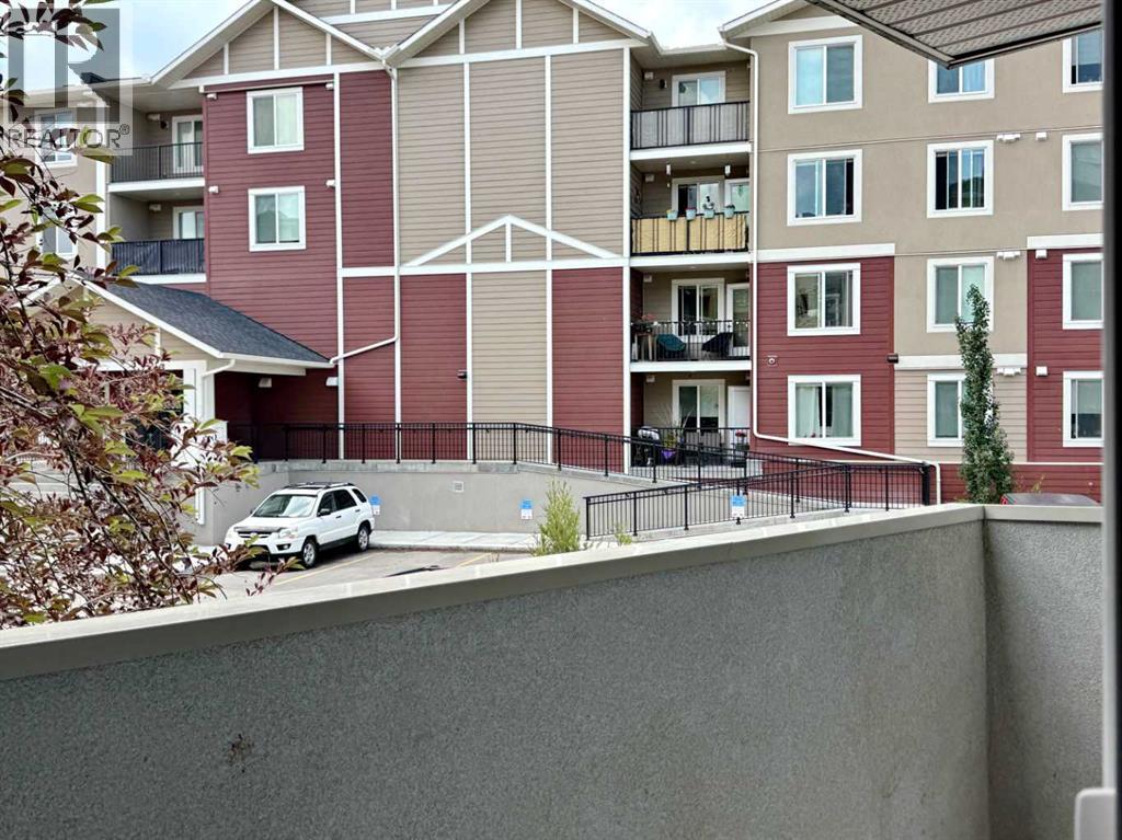 Photo 5 of 2126 700 Willowbrook Road Nw, Airdrie AB
