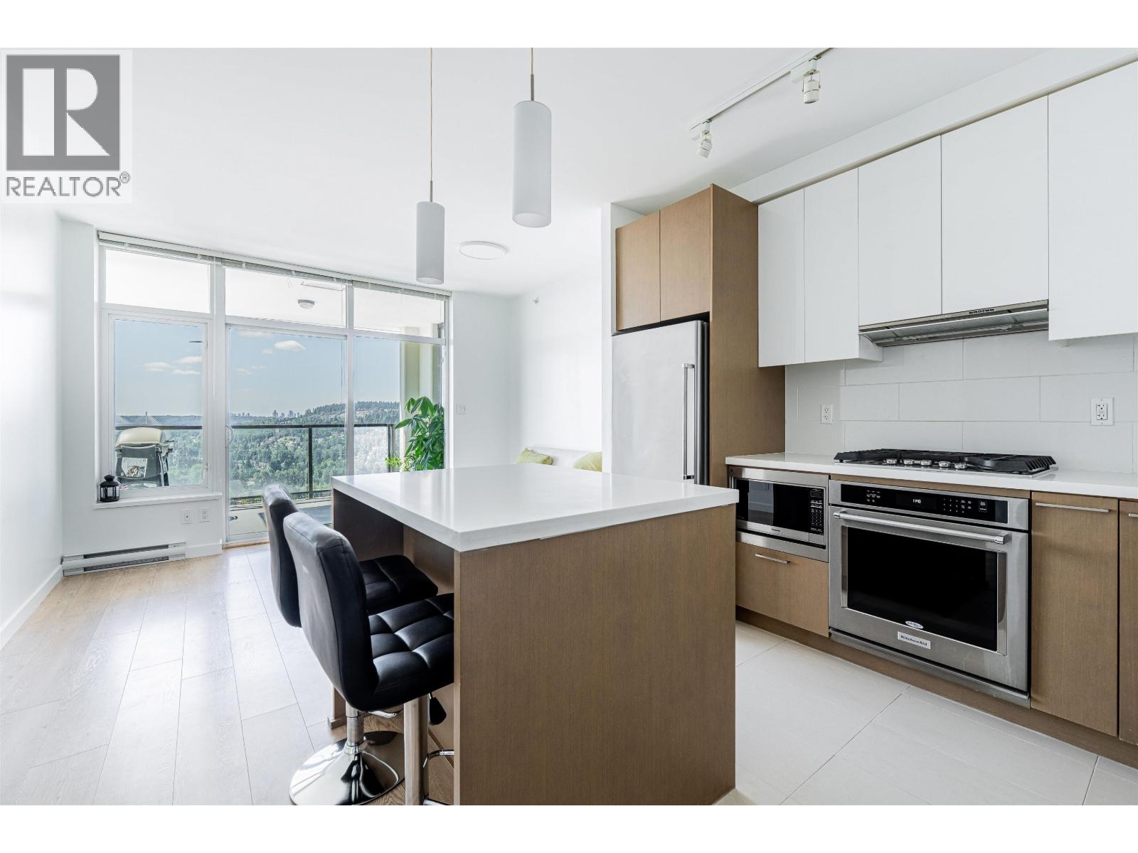 Photo 2 of 3804 3080 Lincoln Avenue, Coquitlam BC