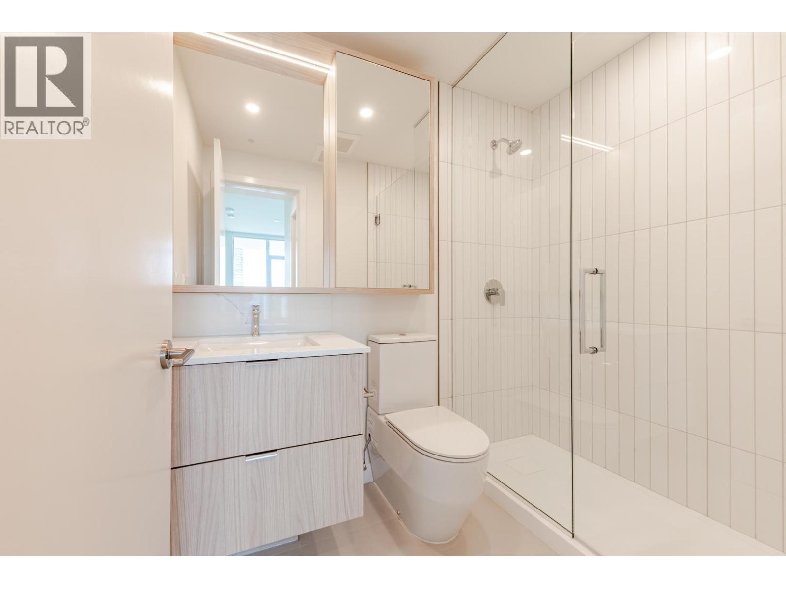 Photo 12 of 2407 537 Cottonwood Avenue, Coquitlam BC
