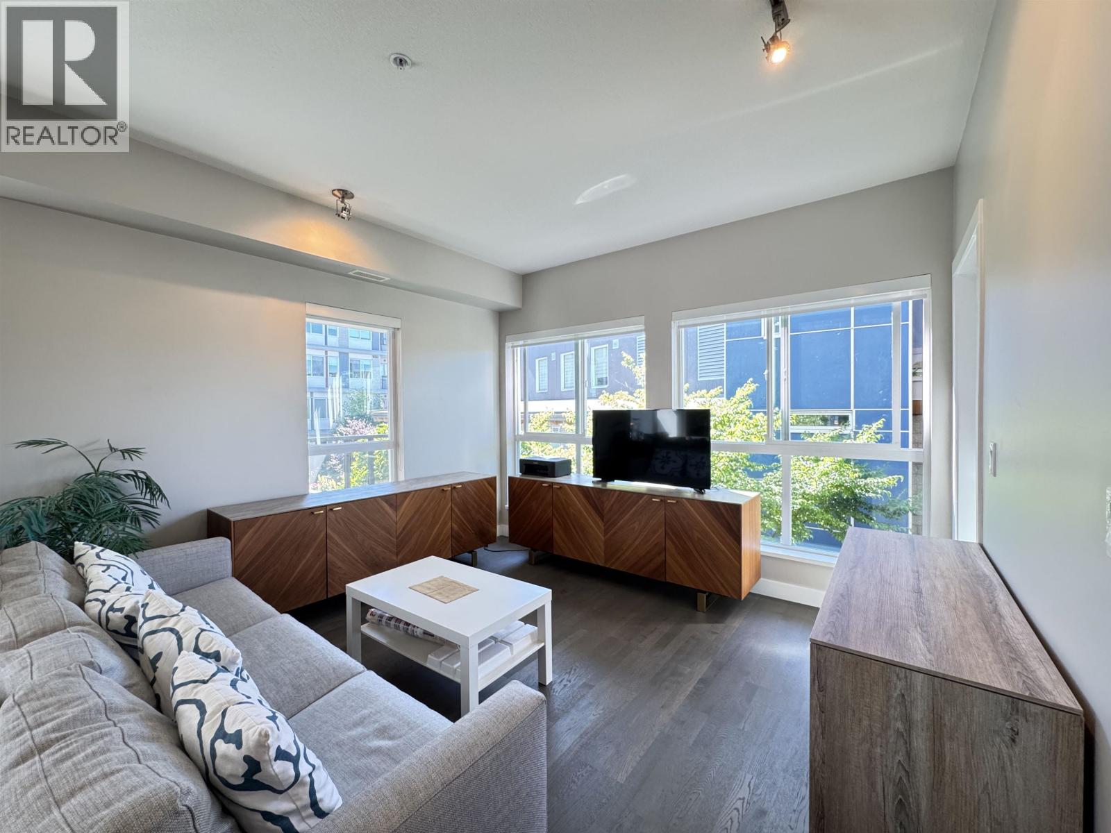 Photo 20 of 206 10033 River Drive, Richmond BC