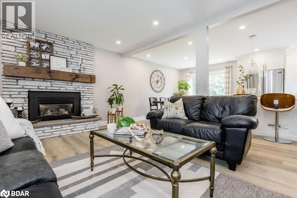 Photo 11 of 1175 Carson Road, Springwater ON