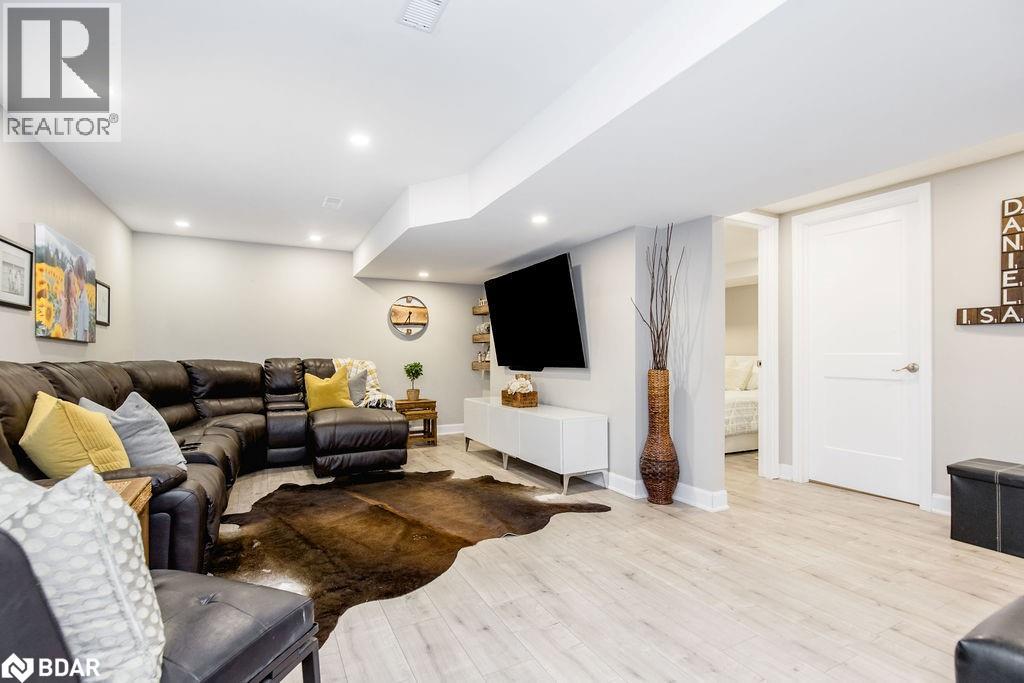 Photo 24 of 1175 Carson Road, Springwater ON