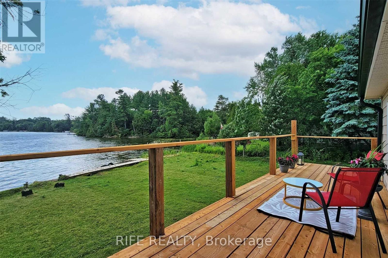 Photo 34 of 41 Connor Drive, Whitchurchstouffville ON