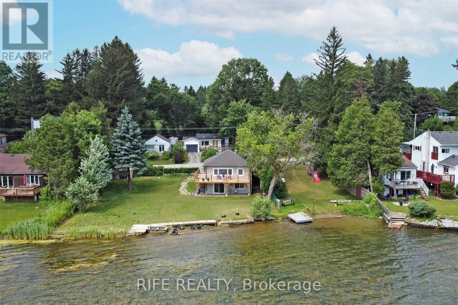 Photo 38 of 41 Connor Drive, Whitchurchstouffville ON