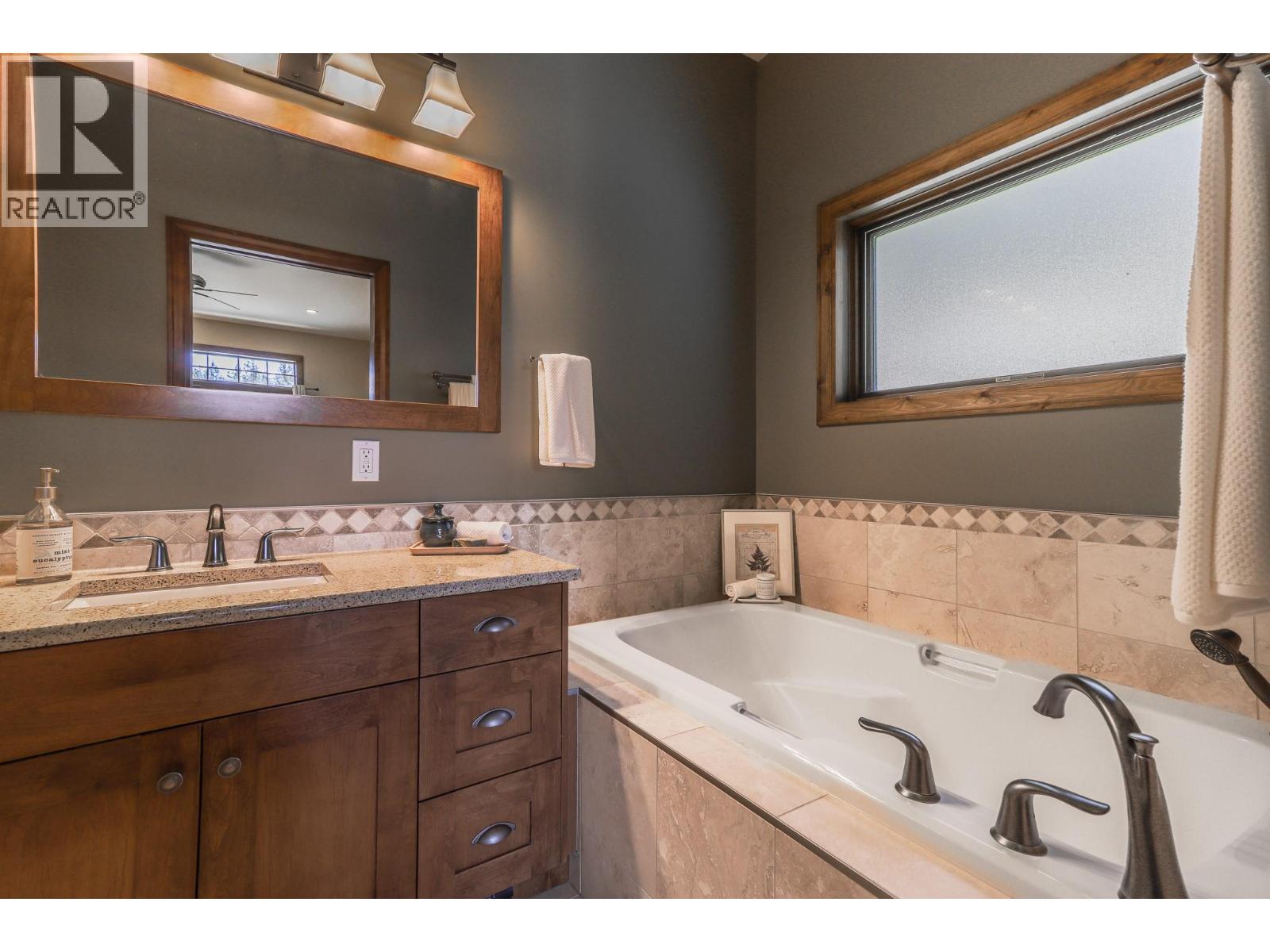 6308 ASH Road, Wasa