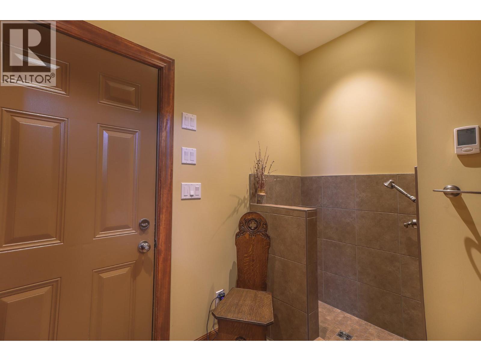 6308 ASH Road, Wasa