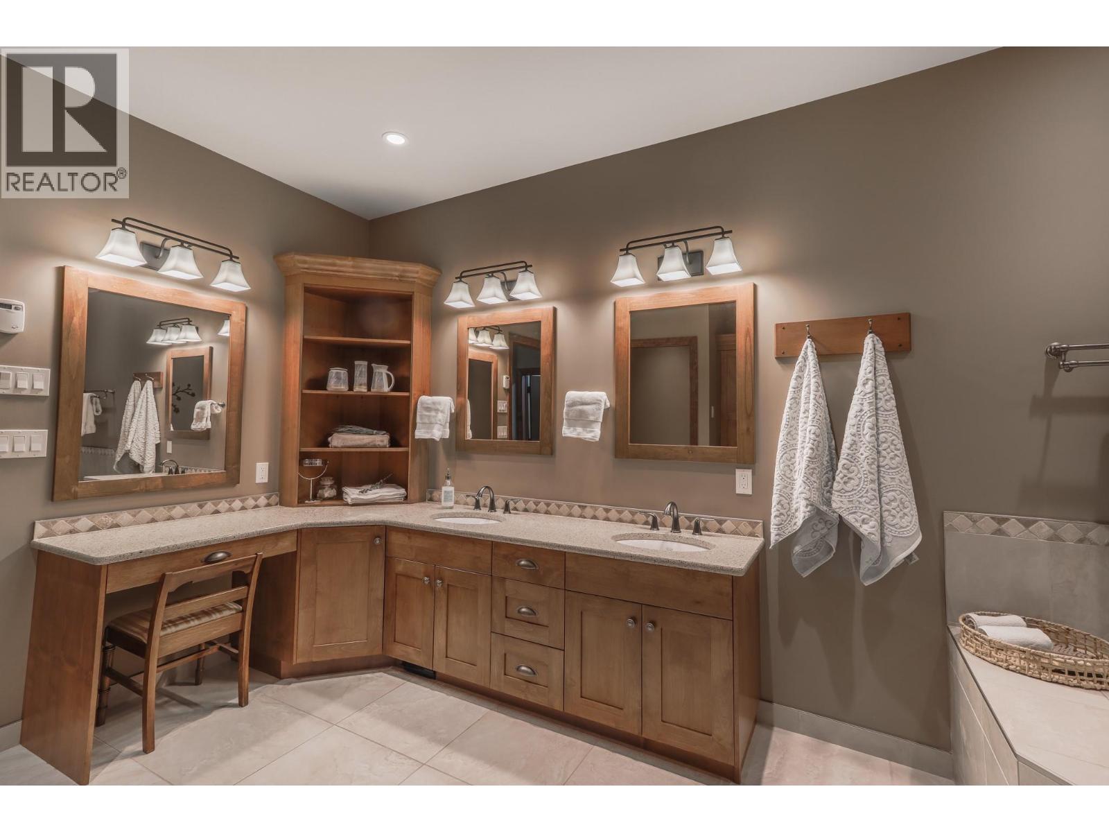 6308 ASH Road, Wasa