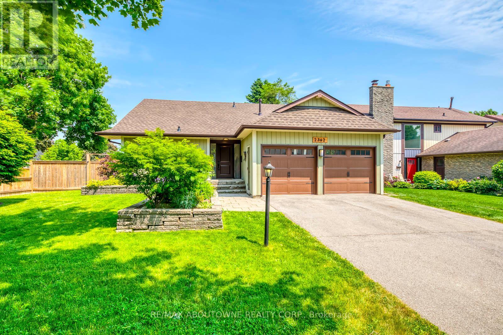 Photo 29 of 2362 Sinclair Circle, Burlington ON